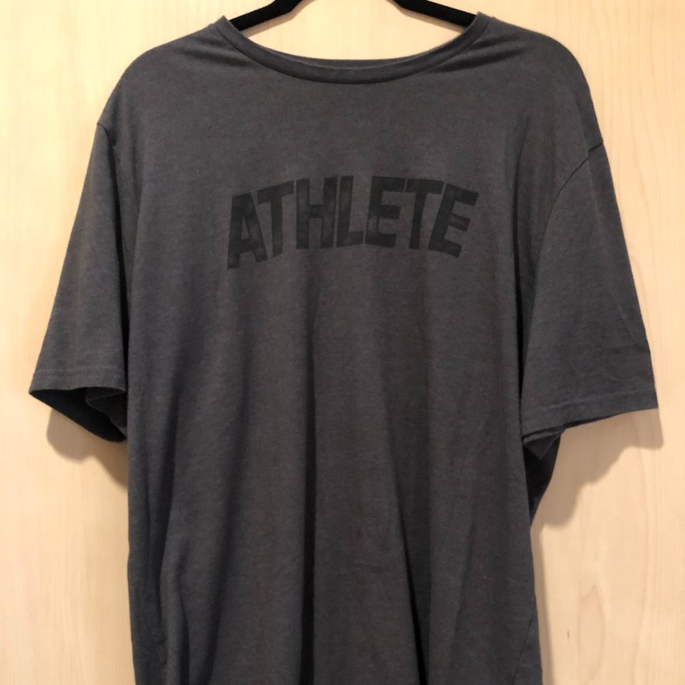 Men's XL Gray Under Armour T-shirt